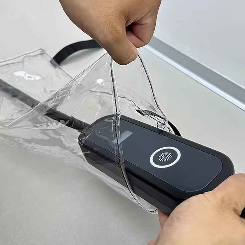 MOBIDEA 防水電気自動車充電器レインカバー防塵プロテク - Outdoor Usb Power Supply のレビューと価格