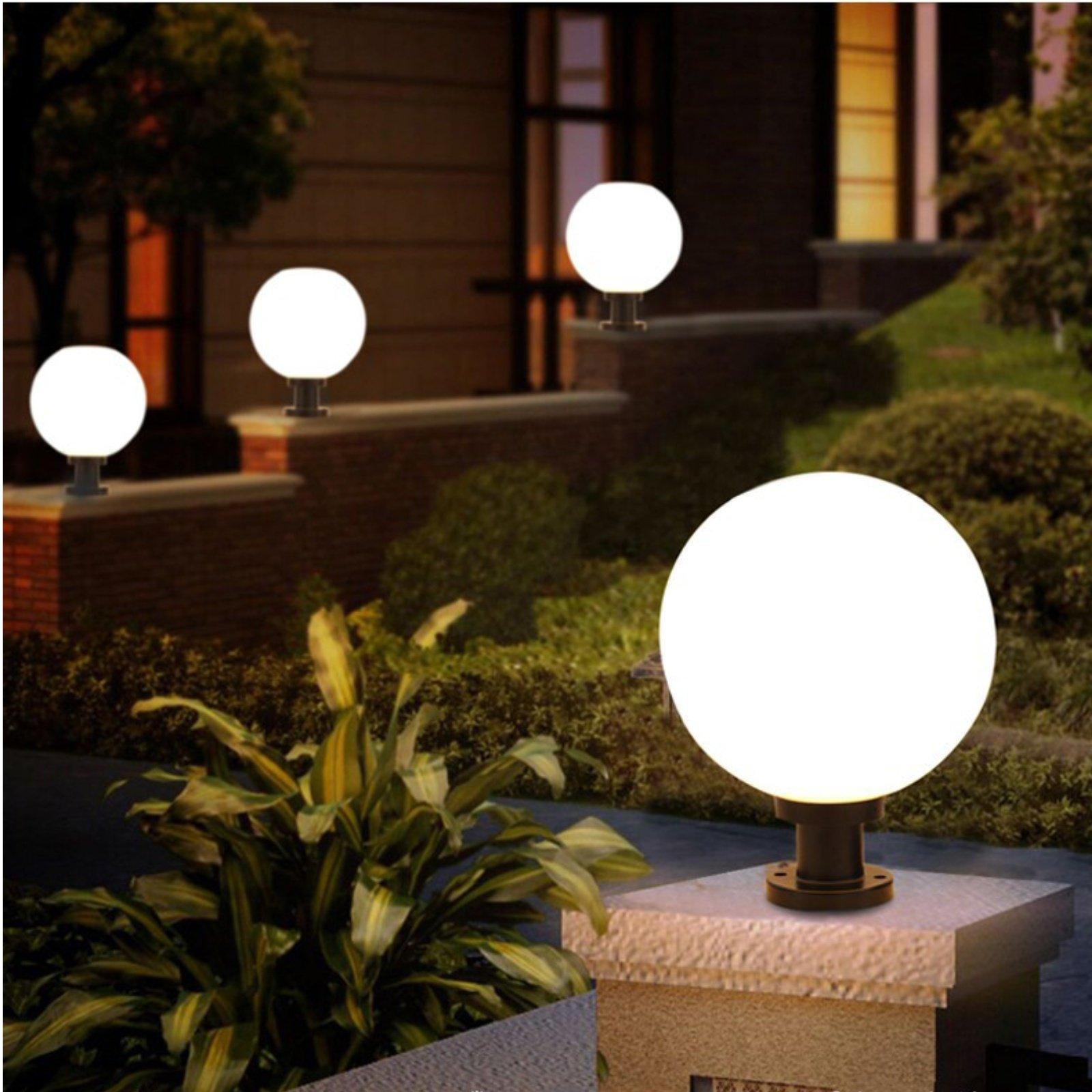 夕暮れから夜明けまで使える屋外照明ランプ 球形ソーラーポスト - Outdoor Power For Lights のレビューと価格